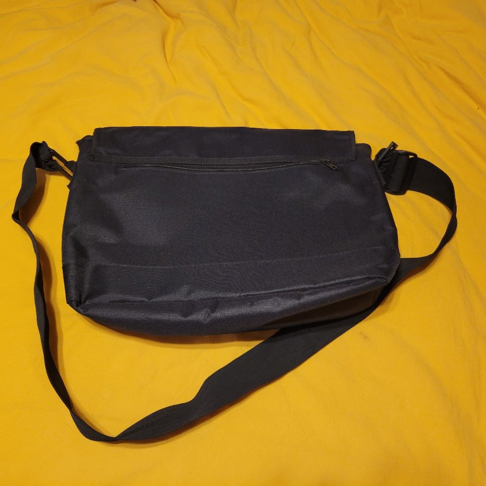 1989 World Tour VIP bag